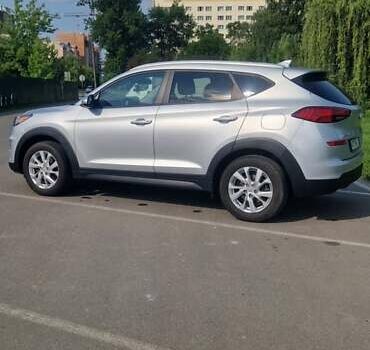 Сірий Хендай Туксон, об'ємом двигуна 2 л та пробігом 97 тис. км за 16100 $, фото 12 на Automoto.ua