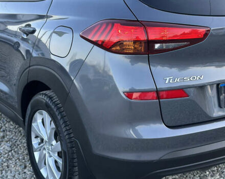 Хендай Туксон 2019 в Ивано-Франковске на Automoto.ua Серый Хендай Туксон, объемом двигателя 2 л и пробегом 86 тыс. км за 17500 $, фото 50 на Automoto.ua