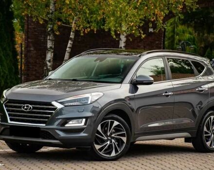 Серый Хендай Туксон, объемом двигателя 1.6 л и пробегом 100 тыс. км за 9900 $, фото 1 на Automoto.ua