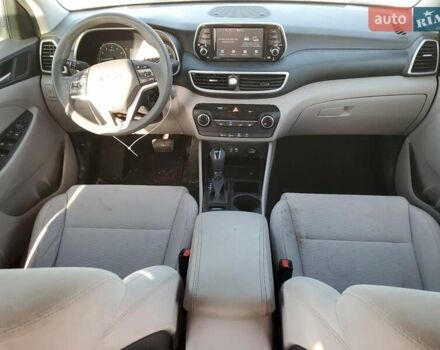 Серый Хендай Туксон, объемом двигателя 2 л и пробегом 94 тыс. км за 3000 $, фото 7 на Automoto.ua