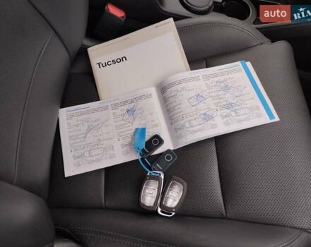 Сірий Хендай Туксон, об'ємом двигуна 2 л та пробігом 62 тис. км за 22800 $, фото 44 на Automoto.ua