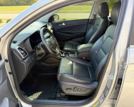 Сірий Хендай Туксон, об'ємом двигуна 2.4 л та пробігом 45 тис. км за 6000 $, фото 8 на Automoto.ua