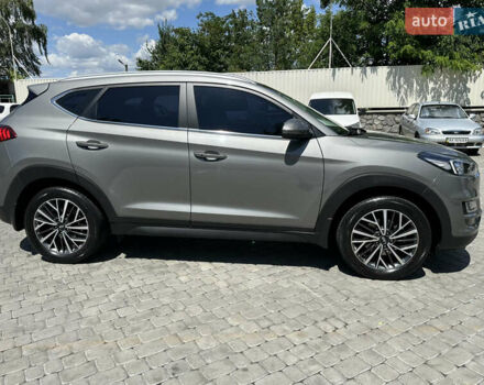 Сірий Хендай Туксон, об'ємом двигуна 2 л та пробігом 25 тис. км за 24000 $, фото 11 на Automoto.ua