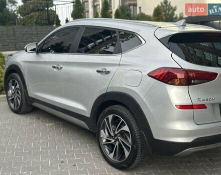 Сірий Хендай Туксон, об'ємом двигуна 2 л та пробігом 176 тис. км за 22999 $, фото 17 на Automoto.ua