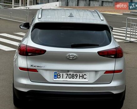 Серый Хендай Туксон, объемом двигателя 2 л и пробегом 32 тыс. км за 22800 $, фото 10 на Automoto.ua