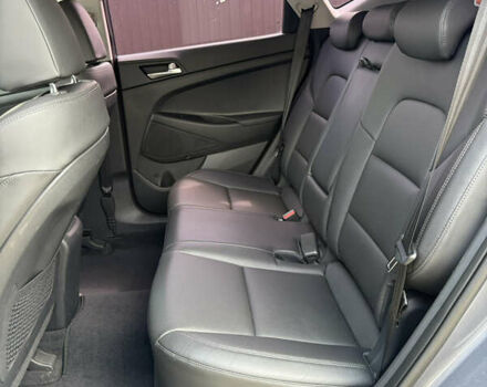 Серый Хендай Туксон, объемом двигателя 1.6 л и пробегом 124 тыс. км за 23499 $, фото 26 на Automoto.ua