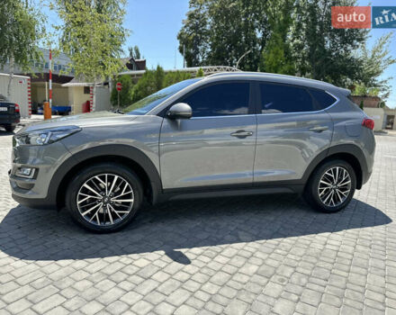 Сірий Хендай Туксон, об'ємом двигуна 2 л та пробігом 25 тис. км за 24000 $, фото 14 на Automoto.ua