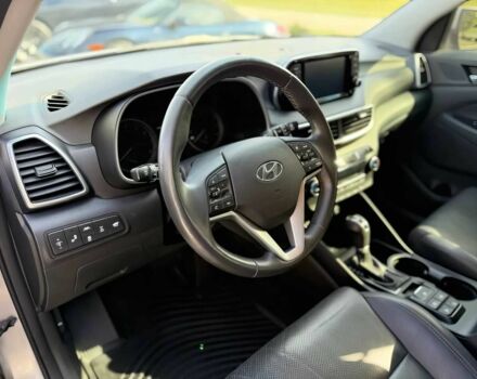 Сірий Хендай Туксон, об'ємом двигуна 2.4 л та пробігом 45 тис. км за 6000 $, фото 9 на Automoto.ua