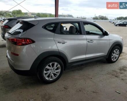 Серый Хендай Туксон, объемом двигателя 2 л и пробегом 104 тыс. км за 5600 $, фото 2 на Automoto.ua