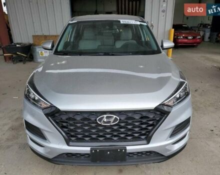 Серый Хендай Туксон, объемом двигателя 2 л и пробегом 104 тыс. км за 5600 $, фото 4 на Automoto.ua
