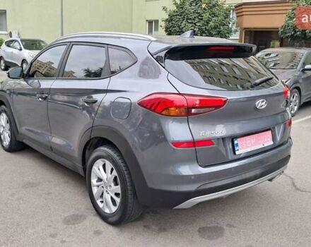 Серый Хендай Туксон, объемом двигателя 2 л и пробегом 135 тыс. км за 24500 $, фото 9 на Automoto.ua