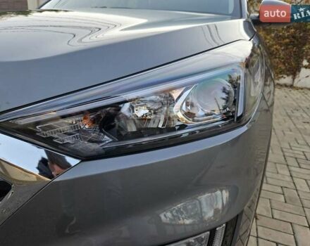 Серый Хендай Туксон, объемом двигателя 2 л и пробегом 21 тыс. км за 22500 $, фото 20 на Automoto.ua