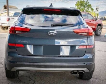 Серый Хендай Туксон, объемом двигателя 2.4 л и пробегом 33 тыс. км за 14000 $, фото 6 на Automoto.ua