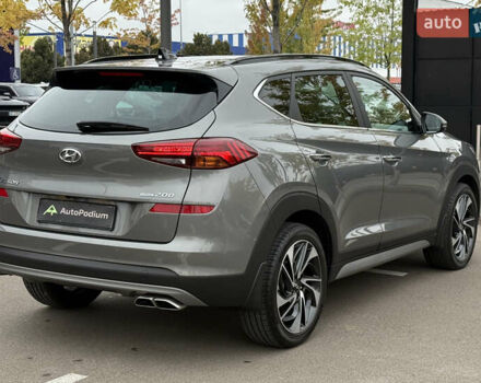 Серый Хендай Туксон, объемом двигателя 2 л и пробегом 28 тыс. км за 32800 $, фото 12 на Automoto.ua