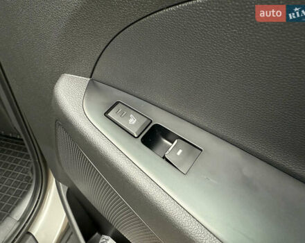 Серый Хендай Туксон, объемом двигателя 2 л и пробегом 28 тыс. км за 32800 $, фото 50 на Automoto.ua