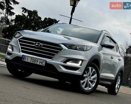 Серый Хендай Туксон, объемом двигателя 2 л и пробегом 32 тыс. км за 22800 $, фото 1 на Automoto.ua