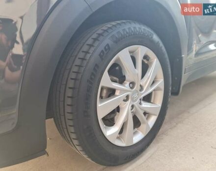 Серый Хендай Туксон, объемом двигателя 2 л и пробегом 87 тыс. км за 18600 $, фото 34 на Automoto.ua