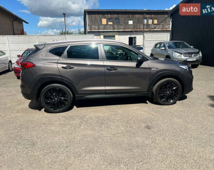 Серый Хендай Туксон, объемом двигателя 1.6 л и пробегом 102 тыс. км за 18500 $, фото 2 на Automoto.ua