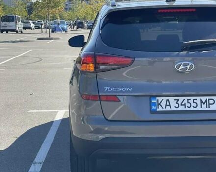 Сірий Хендай Туксон, об'ємом двигуна 2 л та пробігом 81 тис. км за 22000 $, фото 17 на Automoto.ua