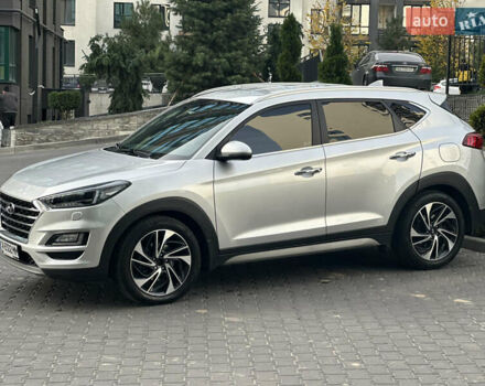 Сірий Хендай Туксон, об'ємом двигуна 2 л та пробігом 176 тис. км за 22999 $, фото 8 на Automoto.ua