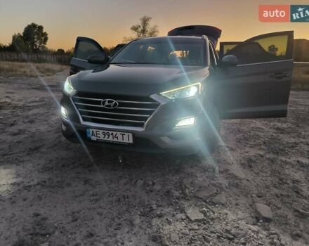 Серый Хендай Туксон, объемом двигателя 2 л и пробегом 92 тыс. км за 23500 $, фото 16 на Automoto.ua