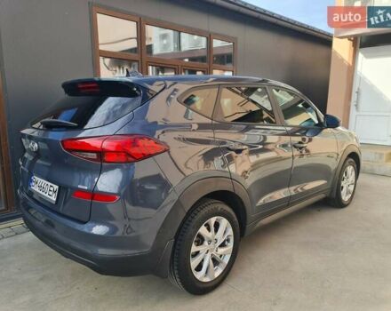Серый Хендай Туксон, объемом двигателя 2 л и пробегом 87 тыс. км за 18600 $, фото 5 на Automoto.ua