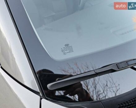 Серый Хендай Туксон, объемом двигателя 2 л и пробегом 21 тыс. км за 22500 $, фото 63 на Automoto.ua