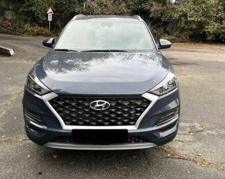 Серый Хендай Туксон, объемом двигателя 2.4 л и пробегом 46 тыс. км за 18000 $, фото 1 на Automoto.ua