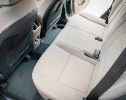 Серый Хендай Туксон, объемом двигателя 2.4 л и пробегом 33 тыс. км за 14000 $, фото 9 на Automoto.ua