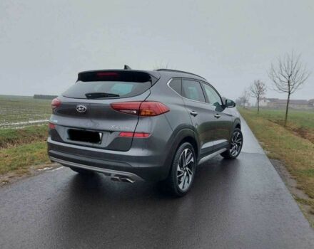 Серый Хендай Туксон, объемом двигателя 1.6 л и пробегом 73 тыс. км за 387 $, фото 6 на Automoto.ua