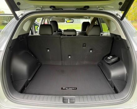 Серый Хендай Туксон, объемом двигателя 2.4 л и пробегом 39 тыс. км за 9500 $, фото 14 на Automoto.ua