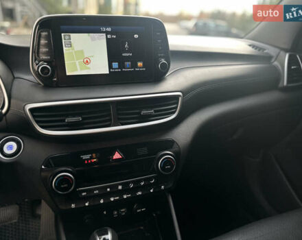 Сірий Хендай Туксон, об'ємом двигуна 2 л та пробігом 176 тис. км за 22999 $, фото 32 на Automoto.ua