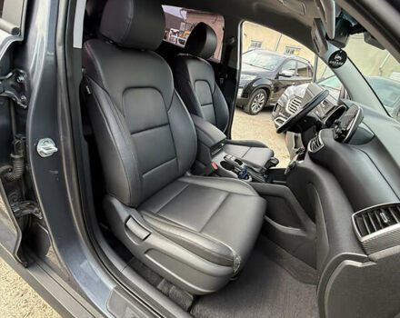 Серый Хендай Туксон, объемом двигателя 1.6 л и пробегом 124 тыс. км за 23499 $, фото 31 на Automoto.ua