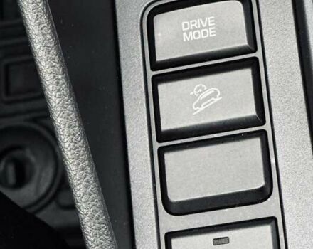 Серый Хендай Туксон, объемом двигателя 2 л и пробегом 32 тыс. км за 22800 $, фото 55 на Automoto.ua