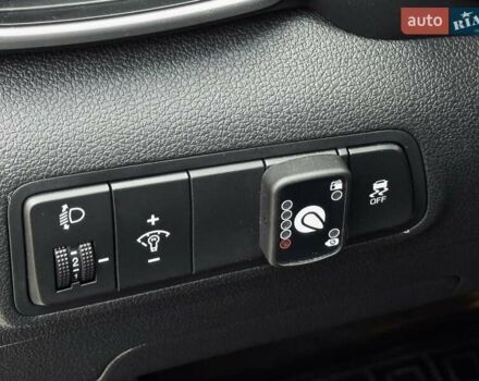 Серый Хендай Туксон, объемом двигателя 2 л и пробегом 32 тыс. км за 22800 $, фото 57 на Automoto.ua