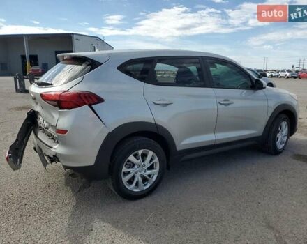 Серый Хендай Туксон, объемом двигателя 0 л и пробегом 92 тыс. км за 5300 $, фото 2 на Automoto.ua