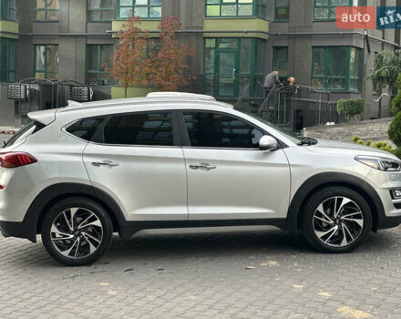 Сірий Хендай Туксон, об'ємом двигуна 2 л та пробігом 176 тис. км за 22999 $, фото 19 на Automoto.ua