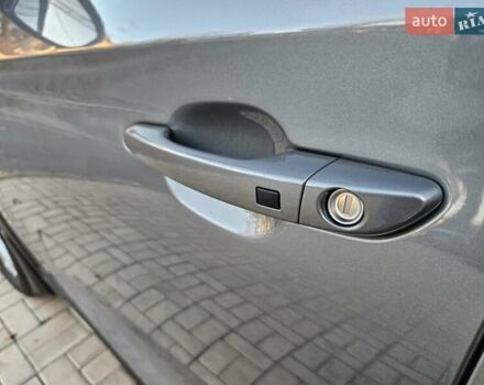 Серый Хендай Туксон, объемом двигателя 2 л и пробегом 21 тыс. км за 22500 $, фото 60 на Automoto.ua