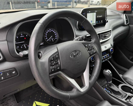 Серый Хендай Туксон, объемом двигателя 2 л и пробегом 28 тыс. км за 32800 $, фото 24 на Automoto.ua