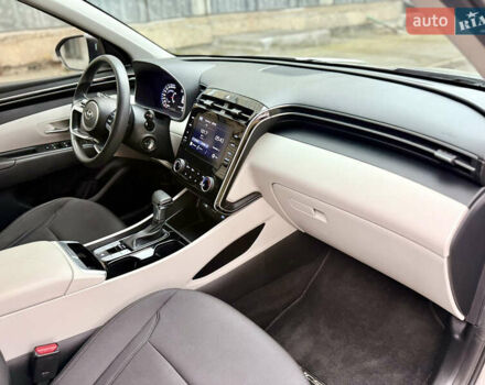 Сірий Хендай Туксон, об'ємом двигуна 2.5 л та пробігом 87 тис. км за 21000 $, фото 34 на Automoto.ua