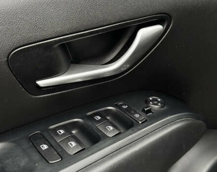 Серый Хендай Туксон, объемом двигателя 2 л и пробегом 102 тыс. км за 22500 $, фото 19 на Automoto.ua