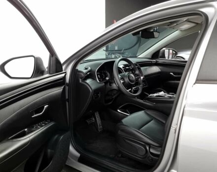 Серый Хендай Туксон, объемом двигателя 2 л и пробегом 97 тыс. км за 22700 $, фото 9 на Automoto.ua