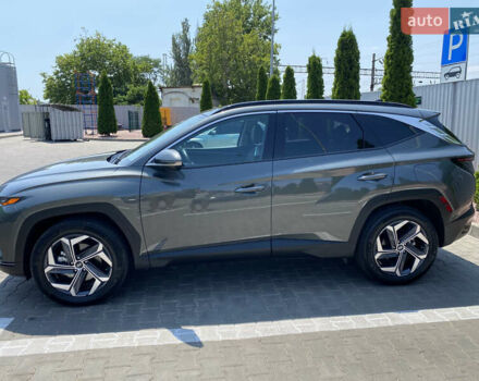 Серый Хендай Туксон, объемом двигателя 1.6 л и пробегом 28 тыс. км за 31999 $, фото 2 на Automoto.ua