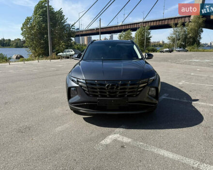 Серый Хендай Туксон, объемом двигателя 2 л и пробегом 52 тыс. км за 27499 $, фото 4 на Automoto.ua