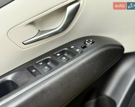 Сірий Хендай Туксон, об'ємом двигуна 2.5 л та пробігом 87 тис. км за 21000 $, фото 13 на Automoto.ua