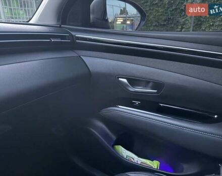 Серый Хендай Туксон, объемом двигателя 1.6 л и пробегом 42 тыс. км за 32900 $, фото 3 на Automoto.ua