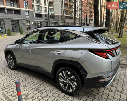 Сірий Хендай Туксон, об'ємом двигуна 2 л та пробігом 94 тис. км за 23500 $, фото 2 на Automoto.ua