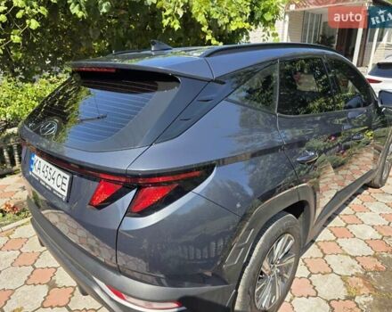 Серый Хендай Туксон, объемом двигателя 2 л и пробегом 70 тыс. км за 25600 $, фото 4 на Automoto.ua