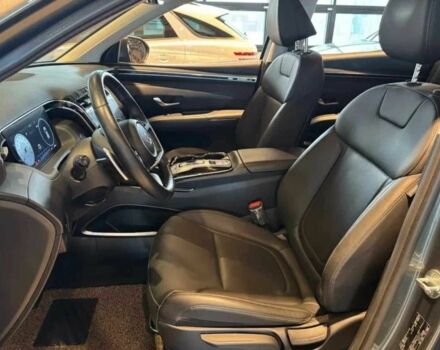 Серый Хендай Туксон, объемом двигателя 2 л и пробегом 55 тыс. км за 16800 $, фото 5 на Automoto.ua