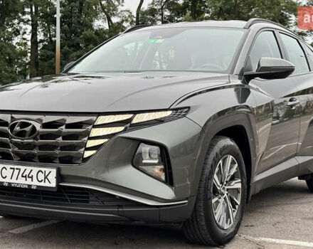 Серый Хендай Туксон, объемом двигателя 2 л и пробегом 102 тыс. км за 22500 $, фото 1 на Automoto.ua